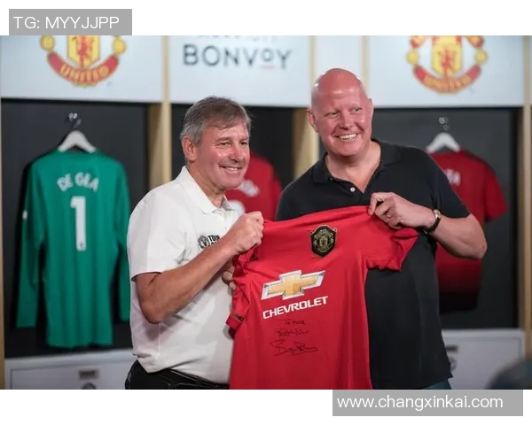 曼联携手代言国际品牌,商业价值飙升